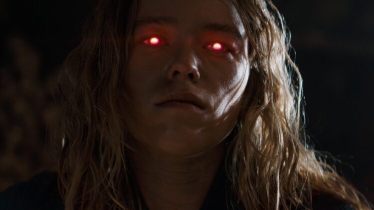 Supergirl footage shown at CCXP Mexico reveals Kara’s bus fight, sun recharge scene, and the cosmic adventure tone teased by James Gunn.