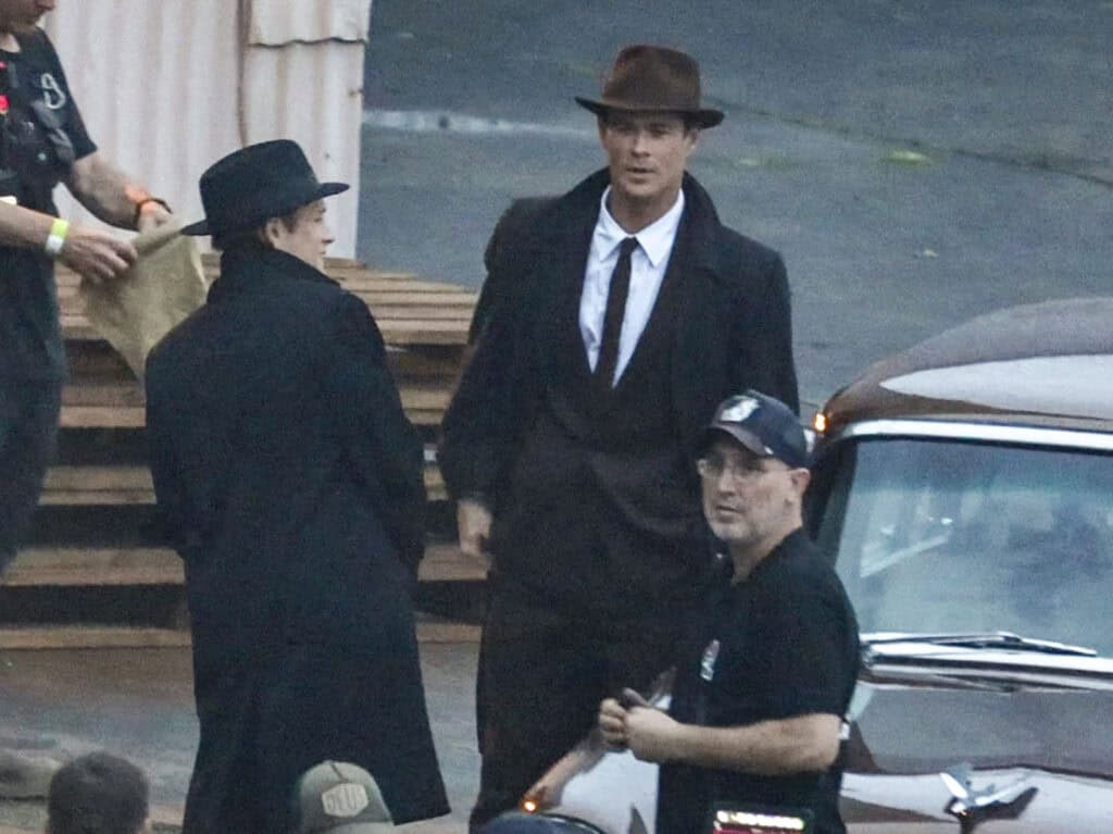 First-look images from Kockroach reveal Chris Hemsworth and Taron Egerton filming Matt Ross’ noir-inspired crime thriller in Sydney, Australia.