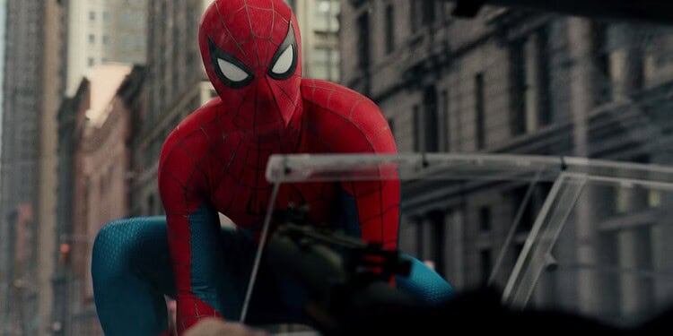 Sony Pictures Spain releases a new Spider-Man: Brand New Day TV spot teasing rebirth, featuring footage from the previously released trailer.