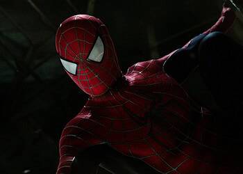 Tobey Maguire reportedly filmed his Avengers: Doomsday scenes using motion capture because his upgraded Spider-Man suit wasn't ready. The new costume is expected to appear in reshoots or Avengers: Secret Wars.