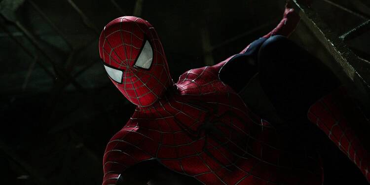 Tobey Maguire reportedly filmed his Avengers: Doomsday scenes using motion capture because his upgraded Spider-Man suit wasn't ready. The new costume is expected to appear in reshoots or Avengers: Secret Wars.