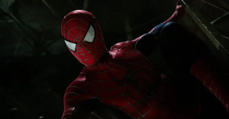 Tobey Maguire reportedly filmed his Avengers: Doomsday scenes using motion capture because his upgraded Spider-Man suit wasn't ready. The new costume is expected to appear in reshoots or Avengers: Secret Wars.
