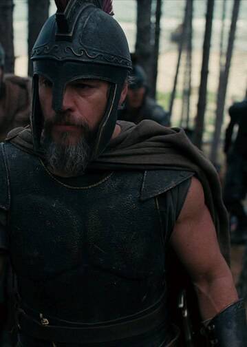 Christopher Nolan's The Odyssey features one of the largest practical battle scenes ever filmed, and Matt Damon explains how it was brought to life with 750 extras.