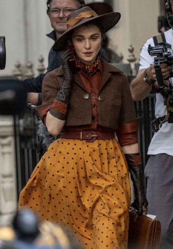 Rachel Weisz returns as Evelyn O’Connell in The Mummy 4, with a first look at her period costume revealed from the London set.