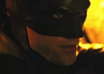 Matt Reeves shares a new look at Robert Pattinson’s Batman in The Batman: Part II and confirms the sequel will use the same film-out process as the first movie.