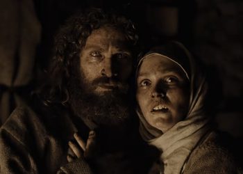 Robert Eggers explains why Werwulf, starring Aaron Taylor-Johnson, is set in 1300s England, where werewolves and supernatural events are treated as real.